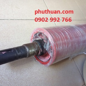 Đắp trục cao su  theo kích thước yêu cầu 